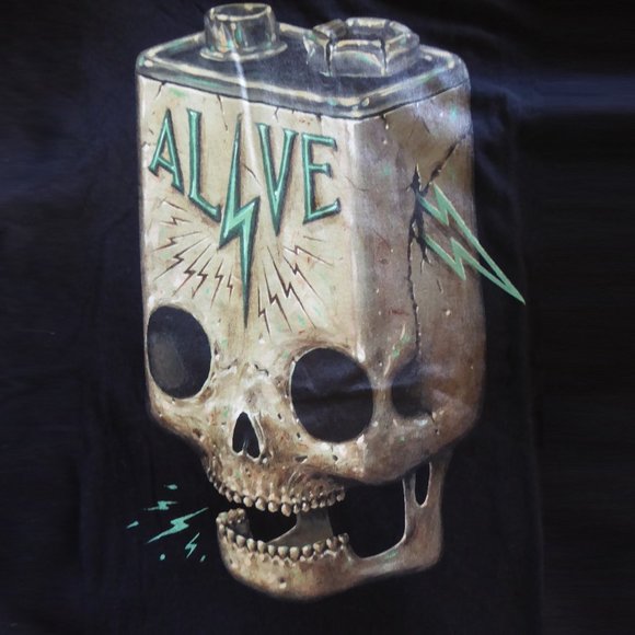 JASON LIMON “ALIVE” SKULL BATTERY HALLOWEEN MENS BLACK T SHIRT (NEW) LARGE - Picture 2 of 3